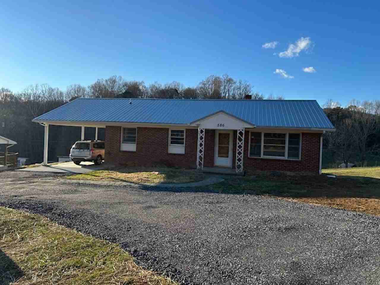 586 Collierstown Rd - Photo 2 of 15