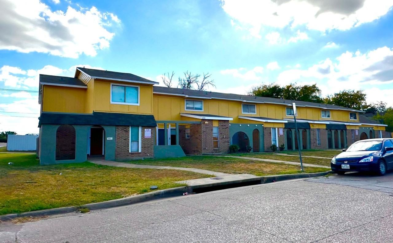 2405 Doreen St - Photo 2 of 12