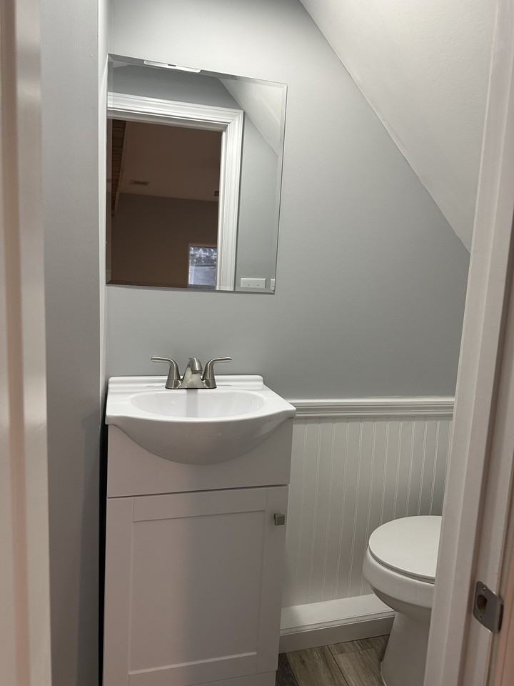 1379 Stewartstown Road - Photo 6 of 12