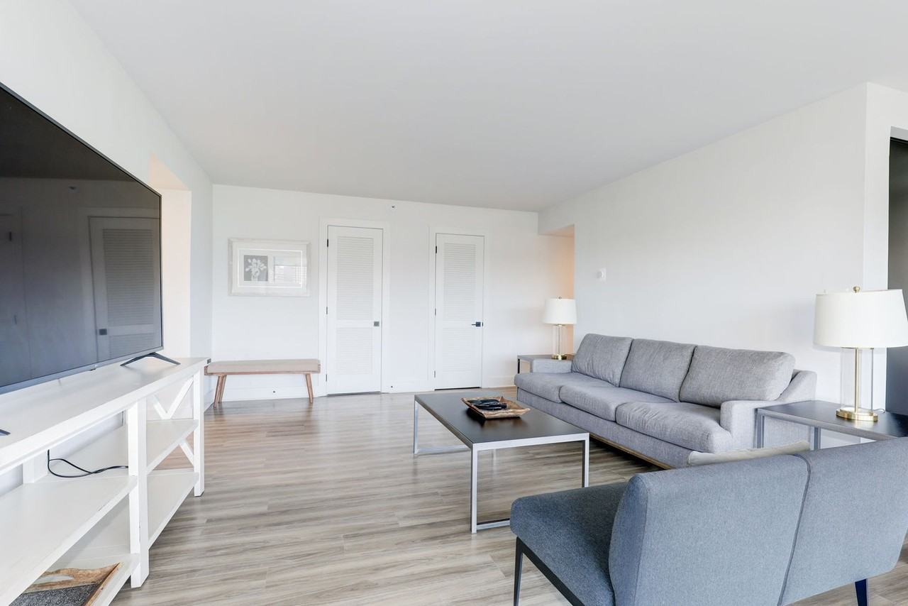 1550 Clarendon Blvd #1024599P - Photo 2 of 30