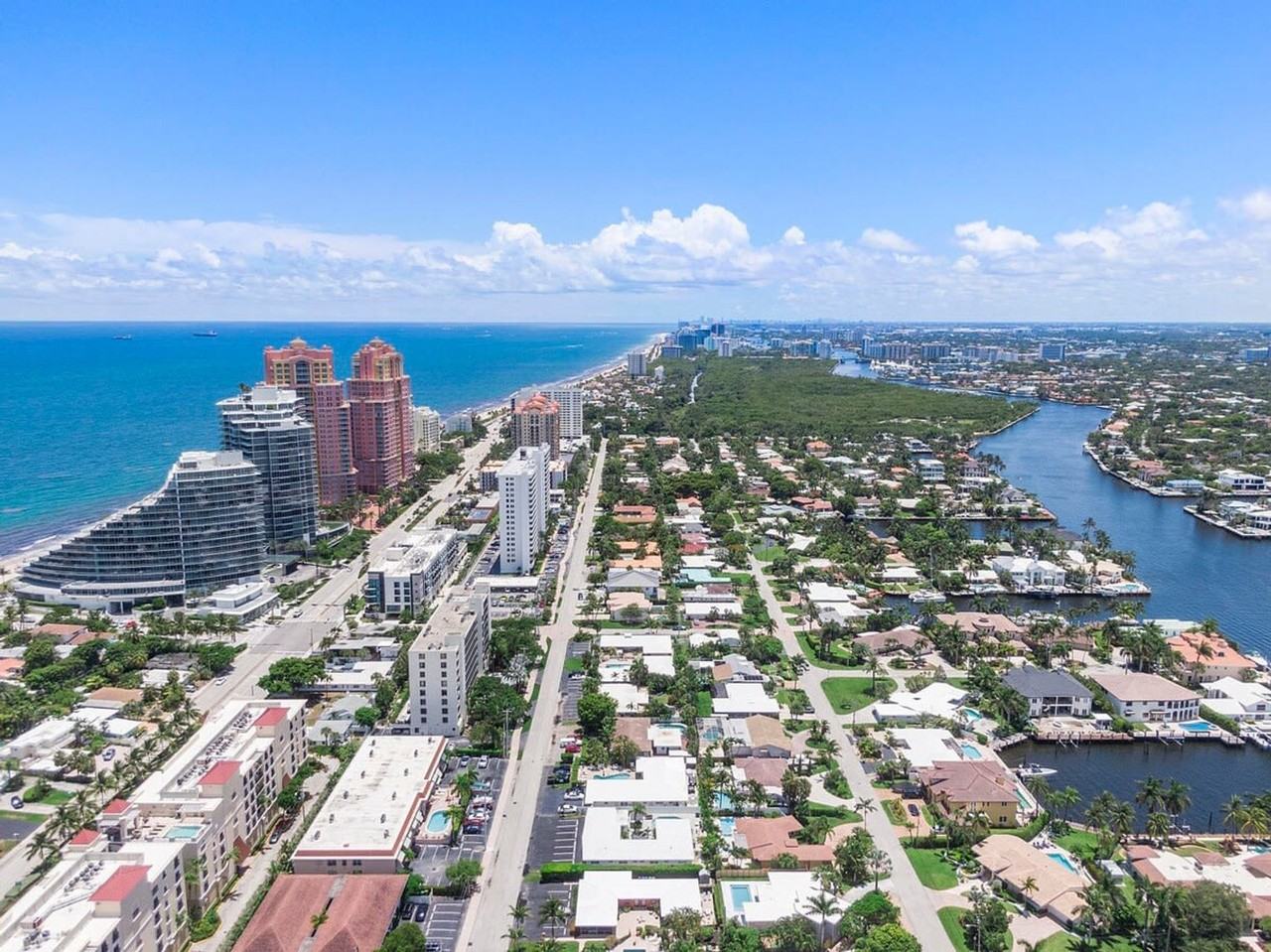 2407 Northeast 33rd Avenue - Photo 3 of 95