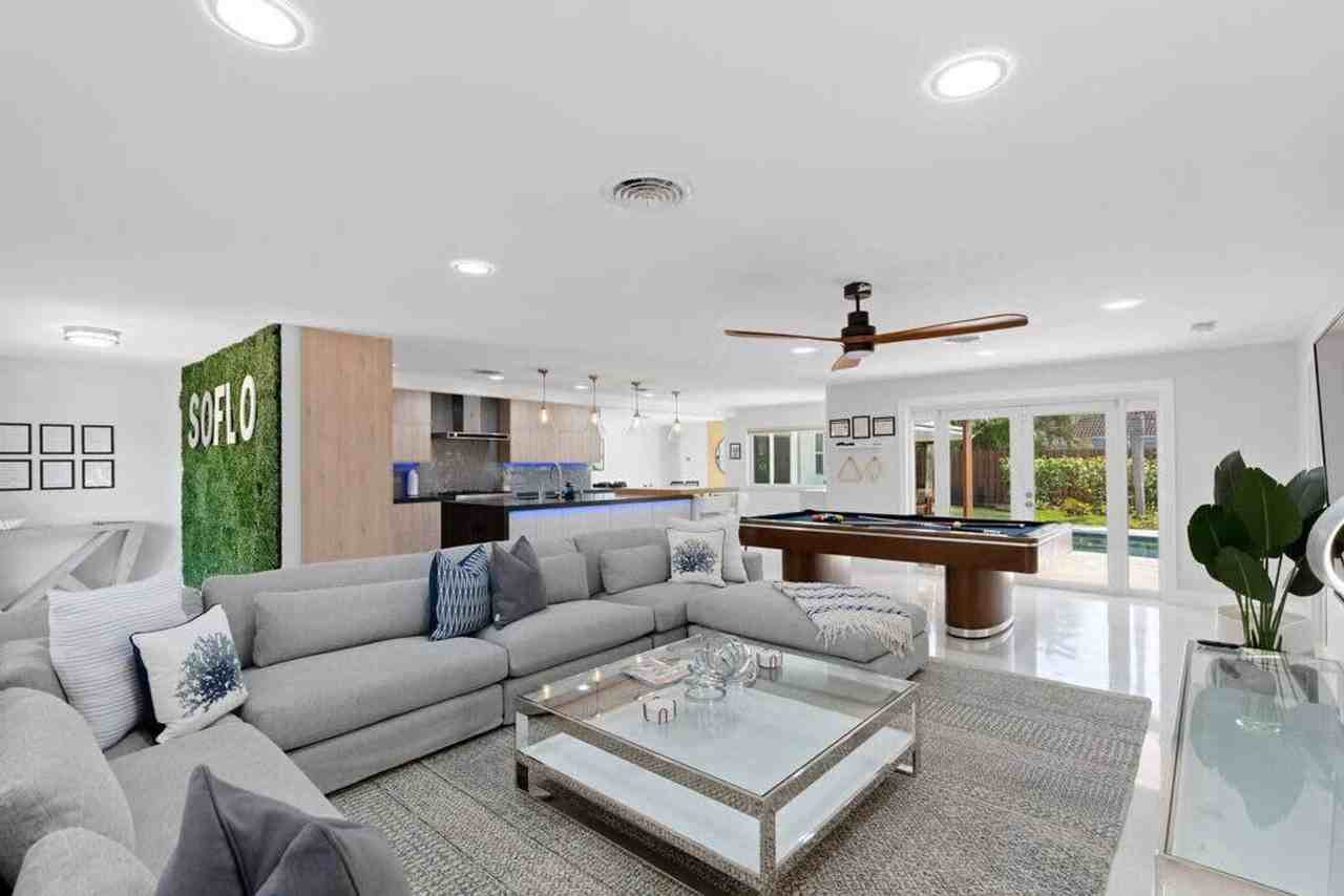 4710 Ne 27th Ave #1023052P - Photo 2 of 37