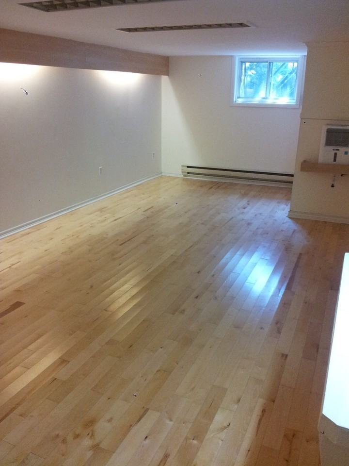 2066 Avenue Connaught #2066A - Photo 7 of 18