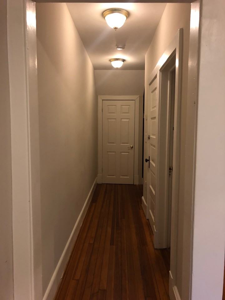323 V Street Northeast #1 - Photo 5 of 12