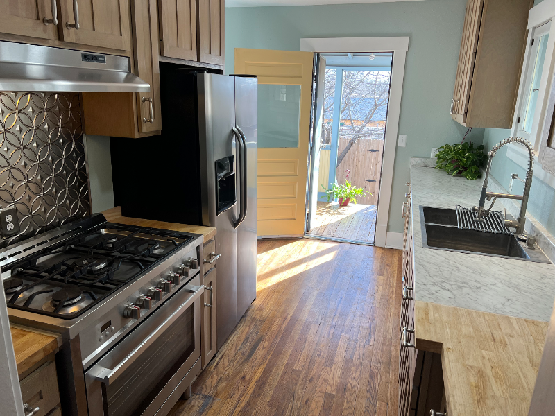 1408 Silver Ave Se - Photo 3 of 29