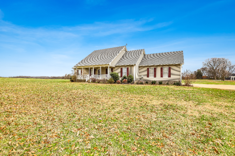5611 Pinson Rd - Photo 2 of 20