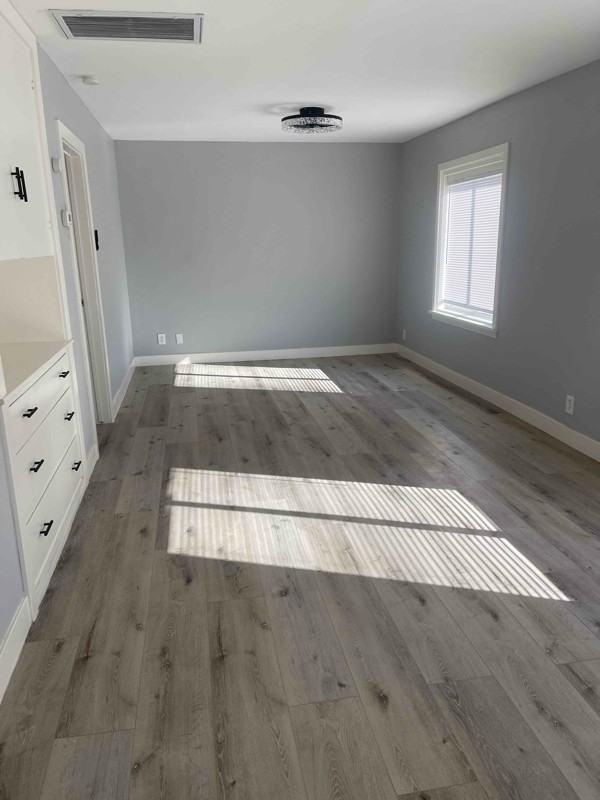 214 Spruce St - Photo 2 of 10