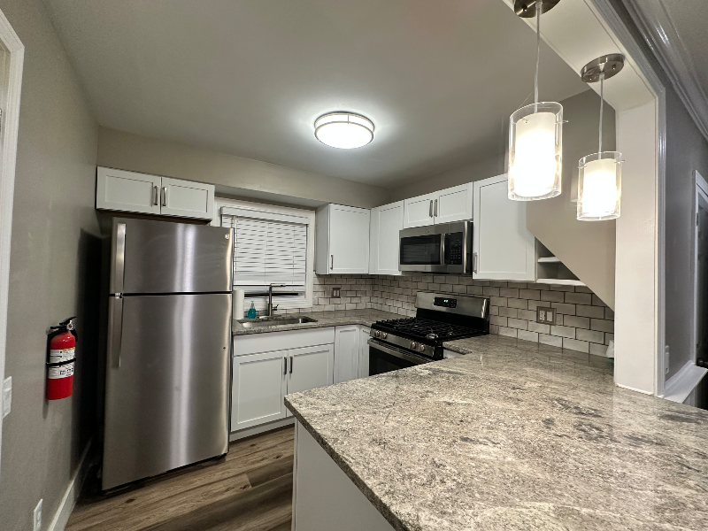 3723 S Rose St #B - Photo 2 of 9