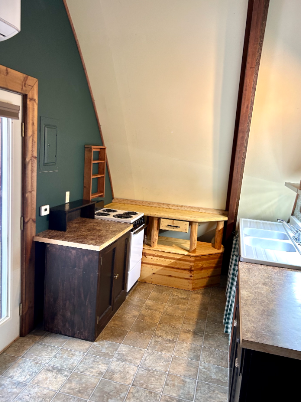 233 Seville Ln - Photo 3 of 13