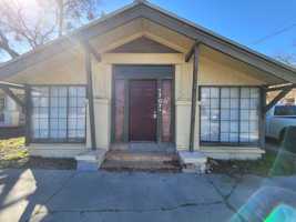 featured image of 2001 Brady Ave