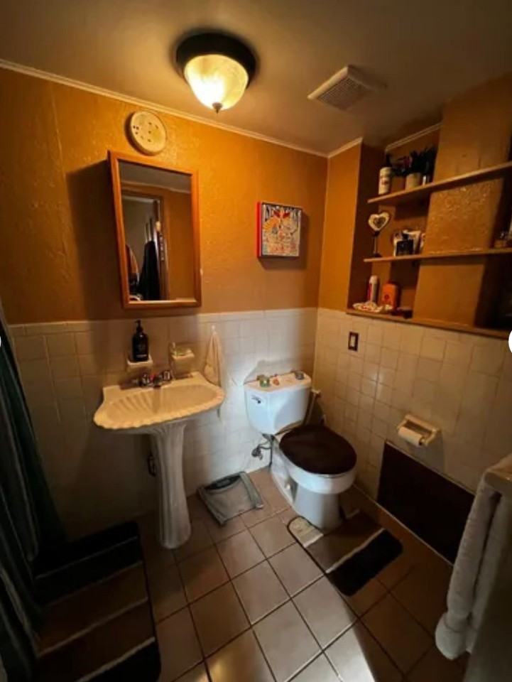 4368 Locust Point Dr - Photo 3 of 6
