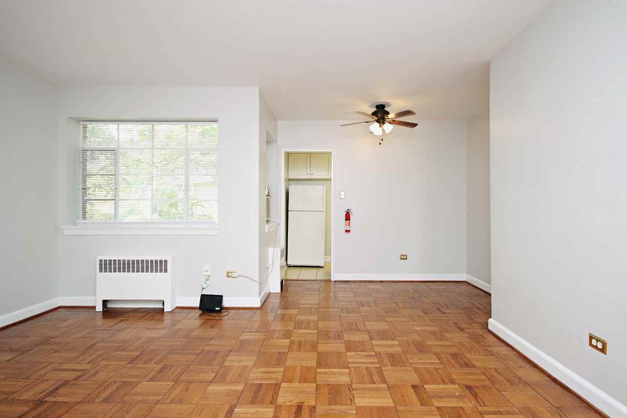 32 University Cir #202 - Photo 7 of 15