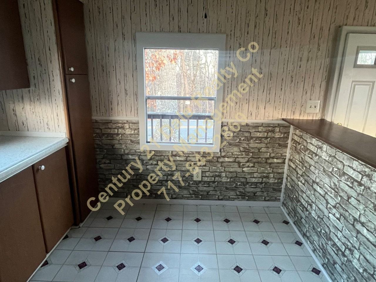 31 Pine Ridge Rd - Photo 7 of 24