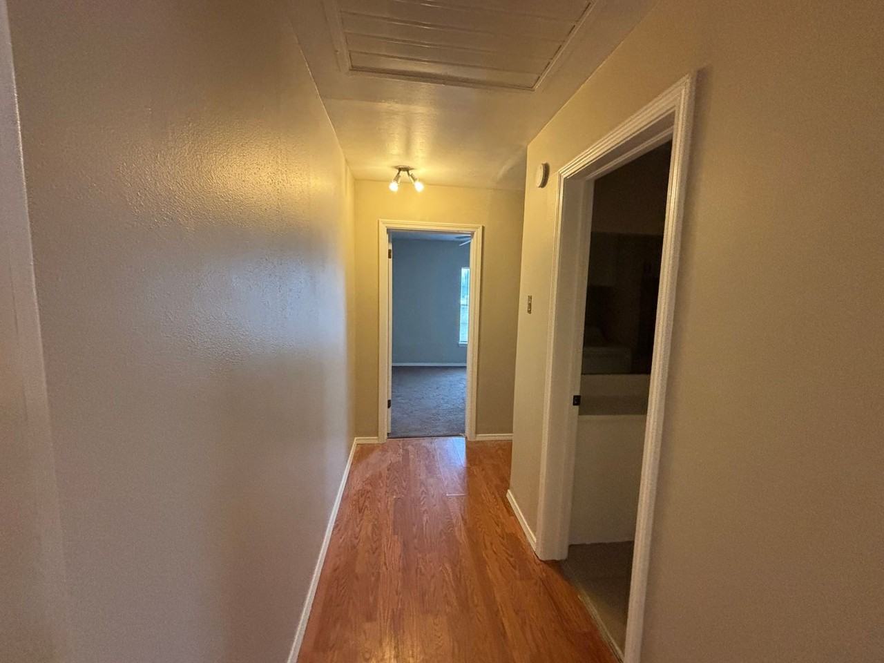 1015 N El Paso Ave - Photo 7 of 9