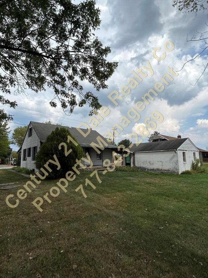 4840 Harmony Grove Rd - Photo 2 of 19