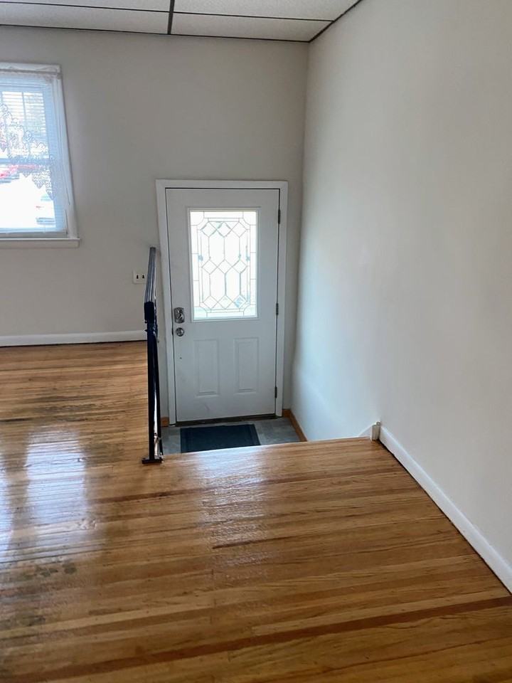 1218 Tyler St - Photo 2 of 31