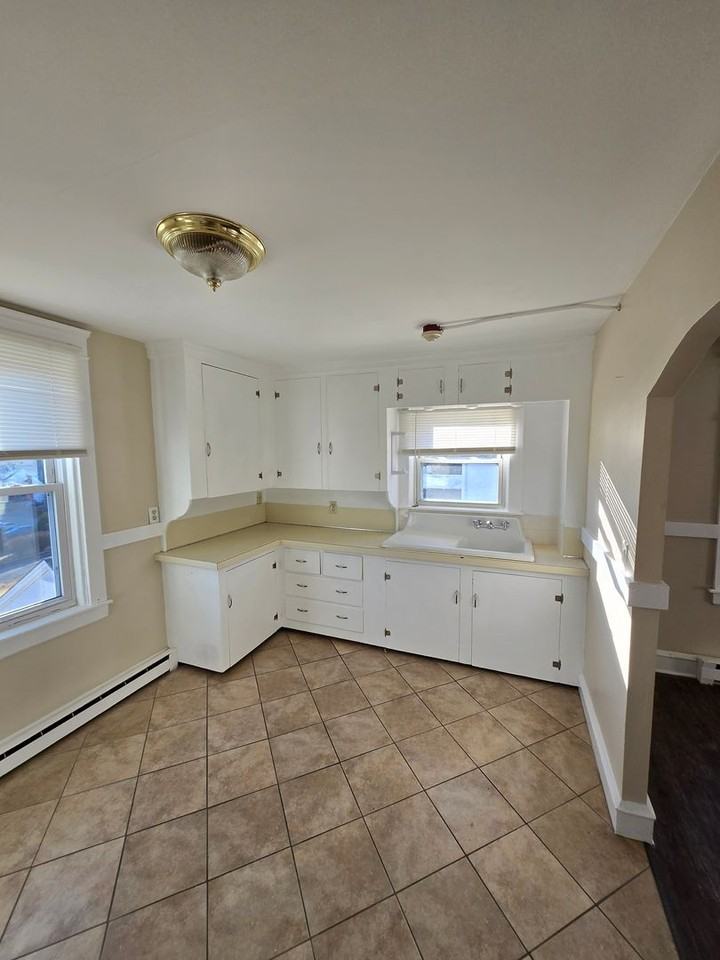 26 Pawtuxet Ter - Photo 2 of 16