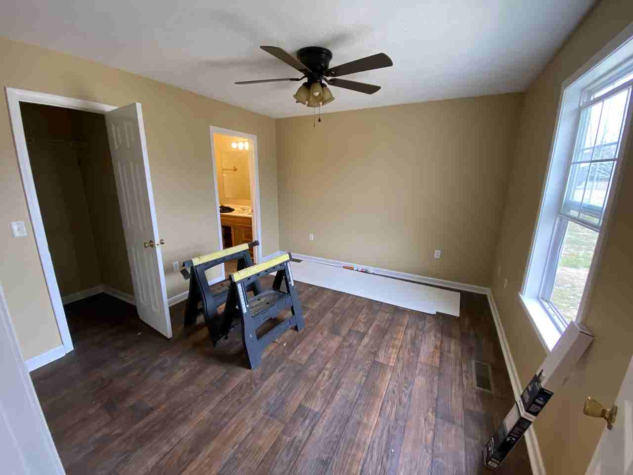 75 Laurelwood Cv #NA - Photo 2 of 6