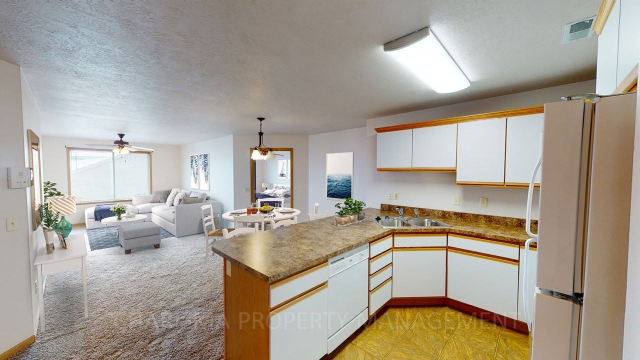 911 N Oaks Ave #215 - Photo 3 of 17