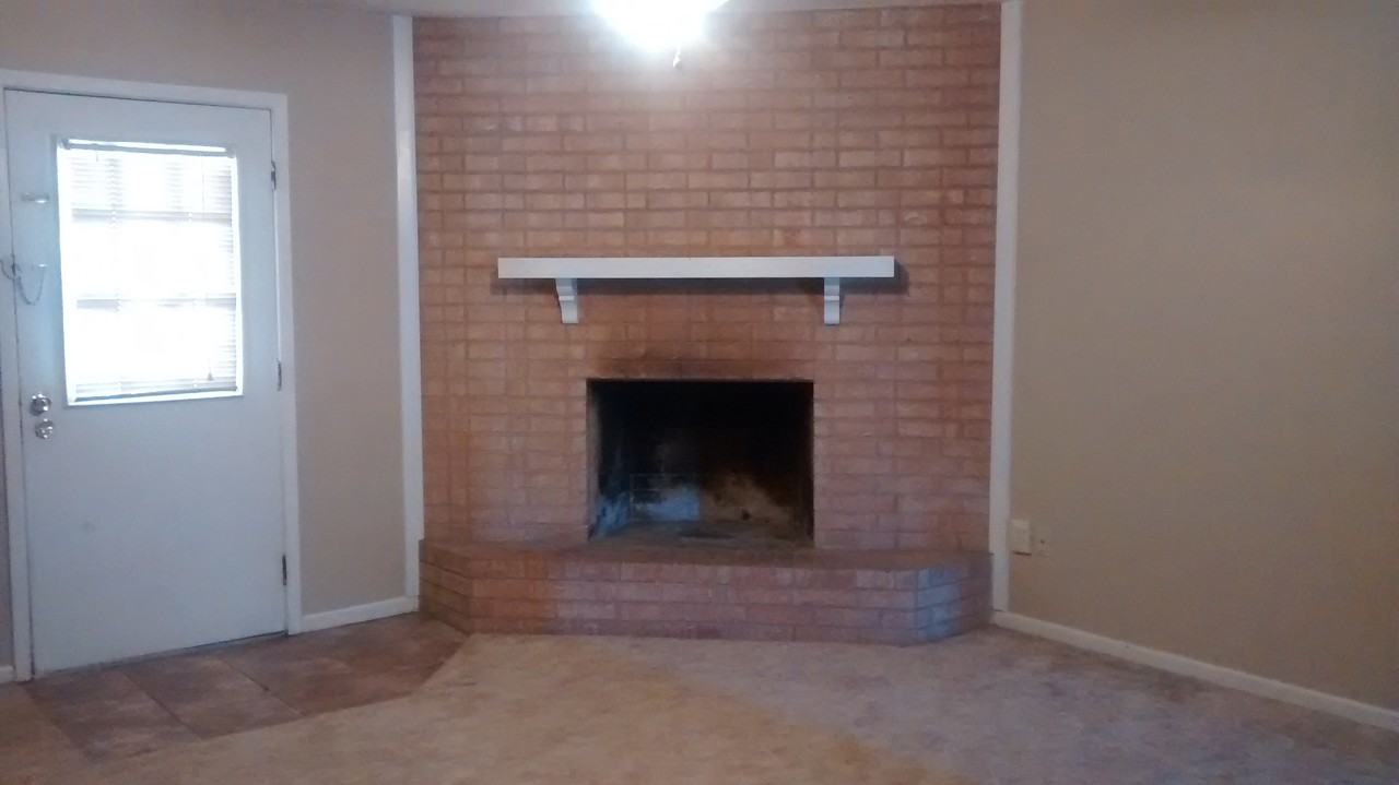 1027 Ruswood Drive - Photo 3 of 13