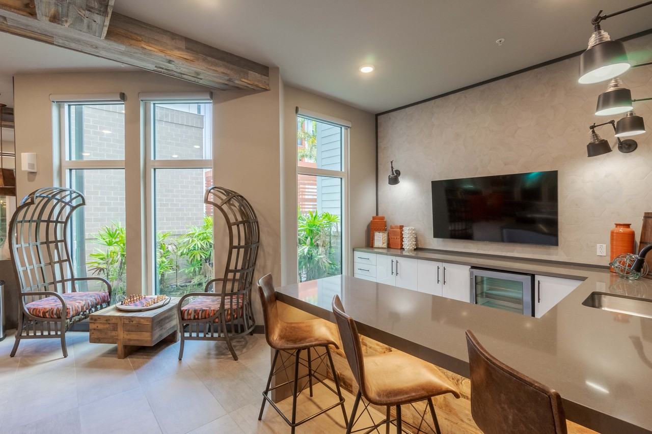 Havana Square Apartments - Photo 6 of 40