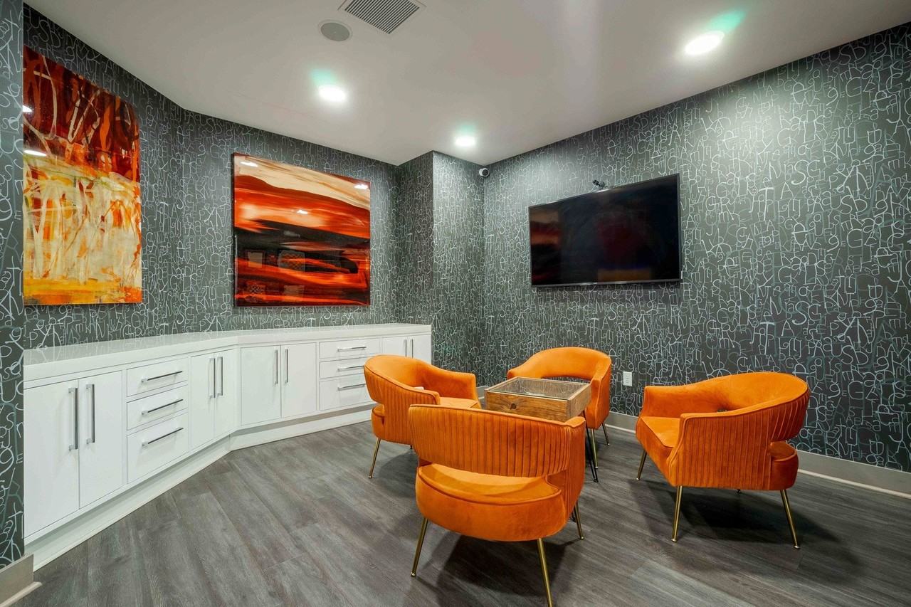 Society Westshore Apartments - Photo 4 of 32