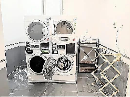 223 E 96th St #2A - Photo 5 of 10