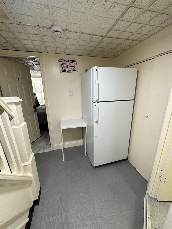 S Streeper St - Photo 3 of 11