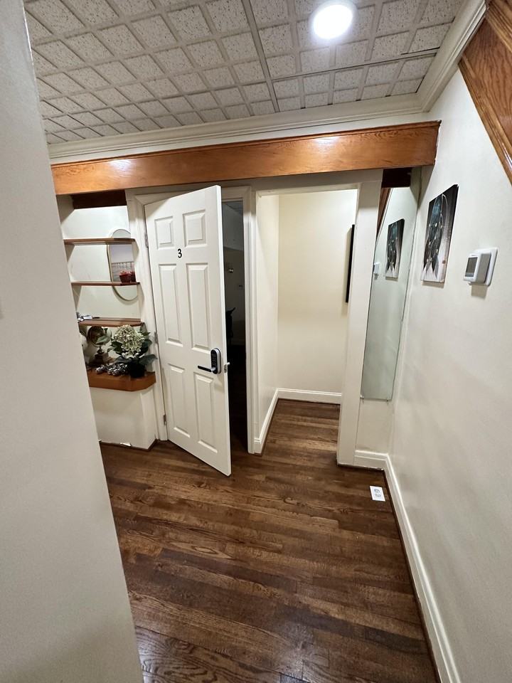 S Streeper St - Photo 7 of 11