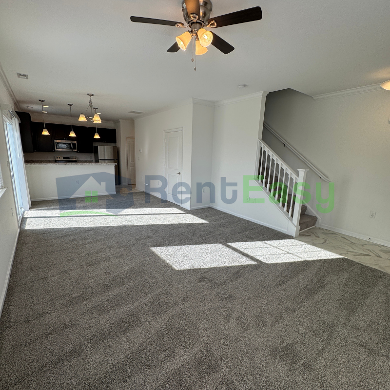 2459 Whitman St - Photo 3 of 31