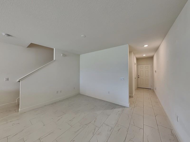 1308 Mirabella Cir - Photo 2 of 17