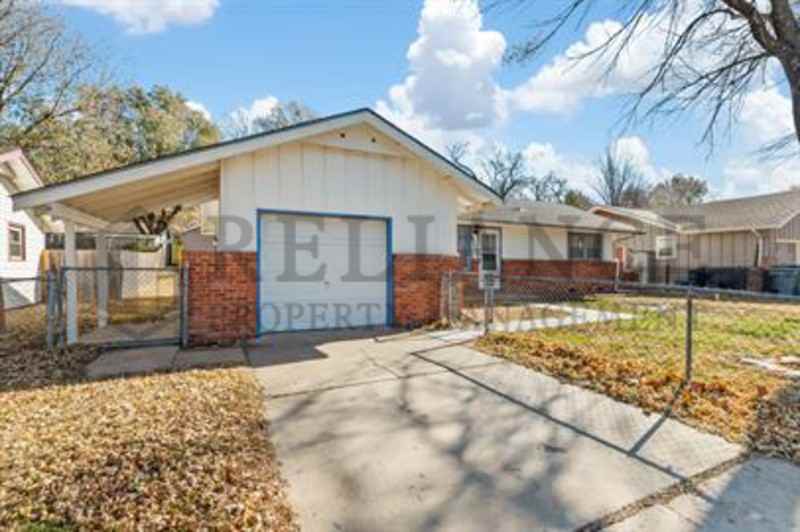 6444 N Randall Dr - Photo 3 of 40