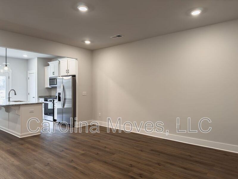 406 Hazelcote Rd - Photo 3 of 16