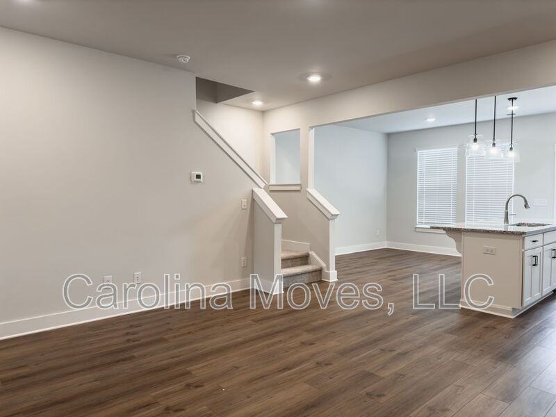 406 Hazelcote Rd - Photo 4 of 16