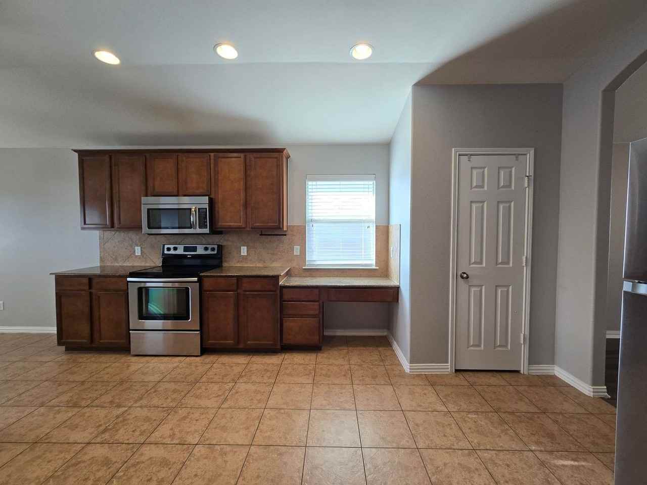 2609 Red Fern Dr - Photo 6 of 27