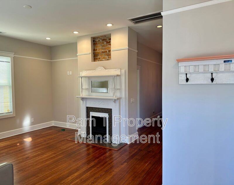 512 E 34th St - Photo 3 of 16