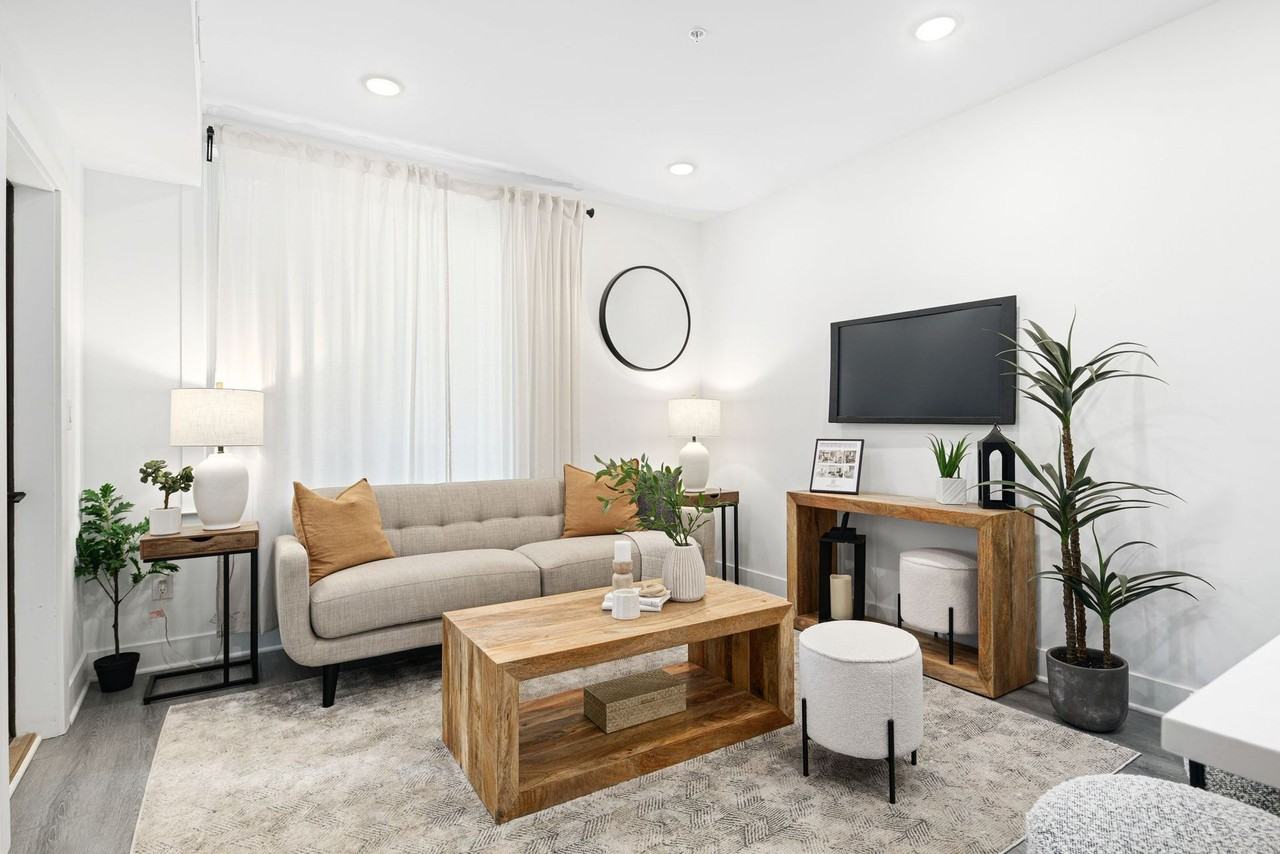 Somerset Station - PHA Welcome - Photo 2 of 15