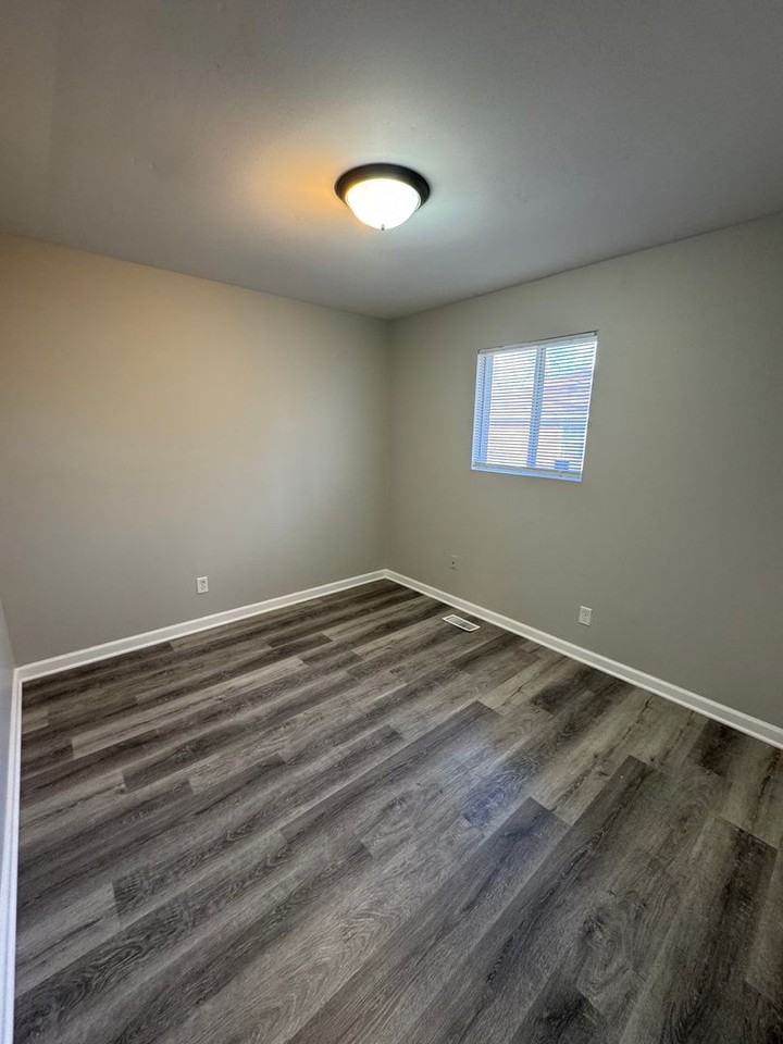 1825 Horizon Ln - Photo 4 of 13