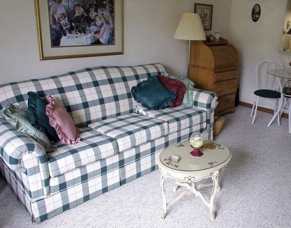 Alpine Alten Zimmer I - Photo 3 of 9