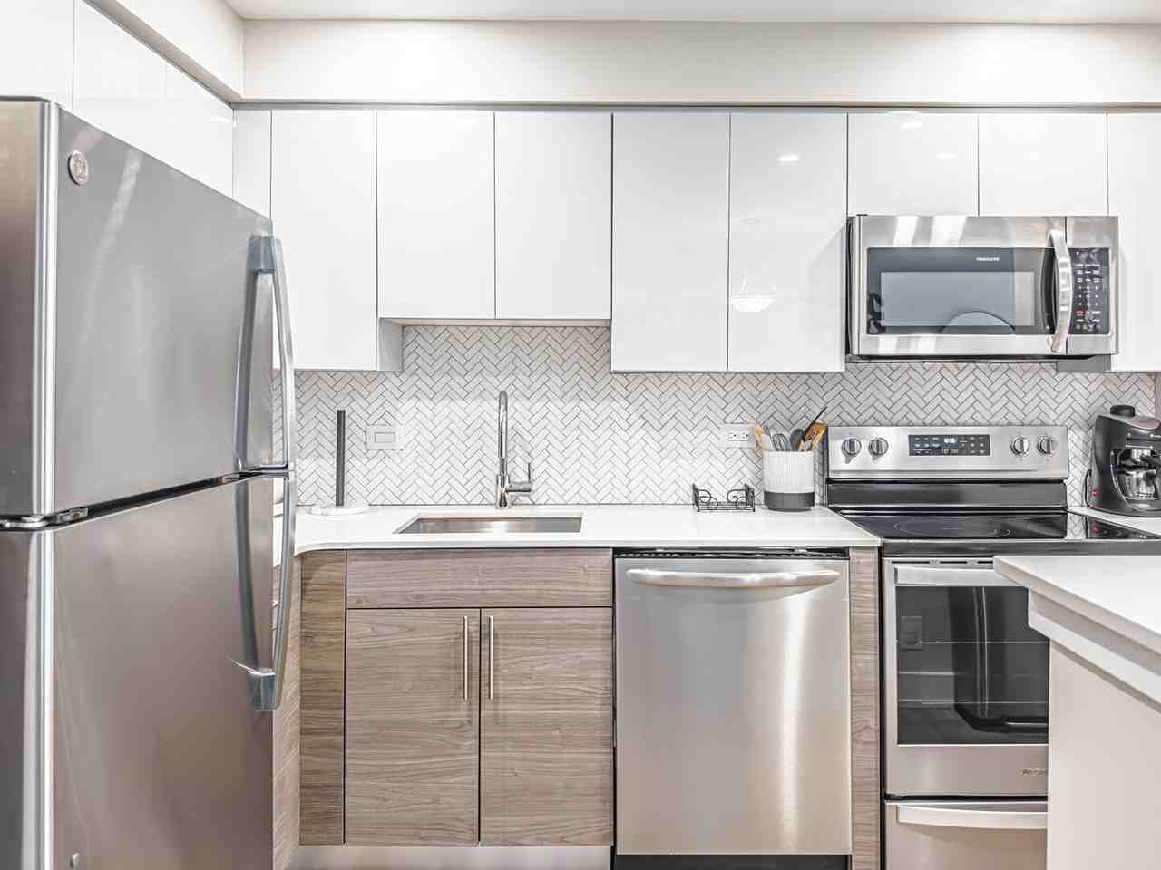 Valley Forge Towers North - Photo 4 of 41