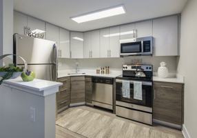 featured image of 110 W North Ln