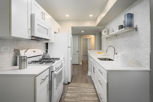 Canterbury Apartments - Photo 1 of 1