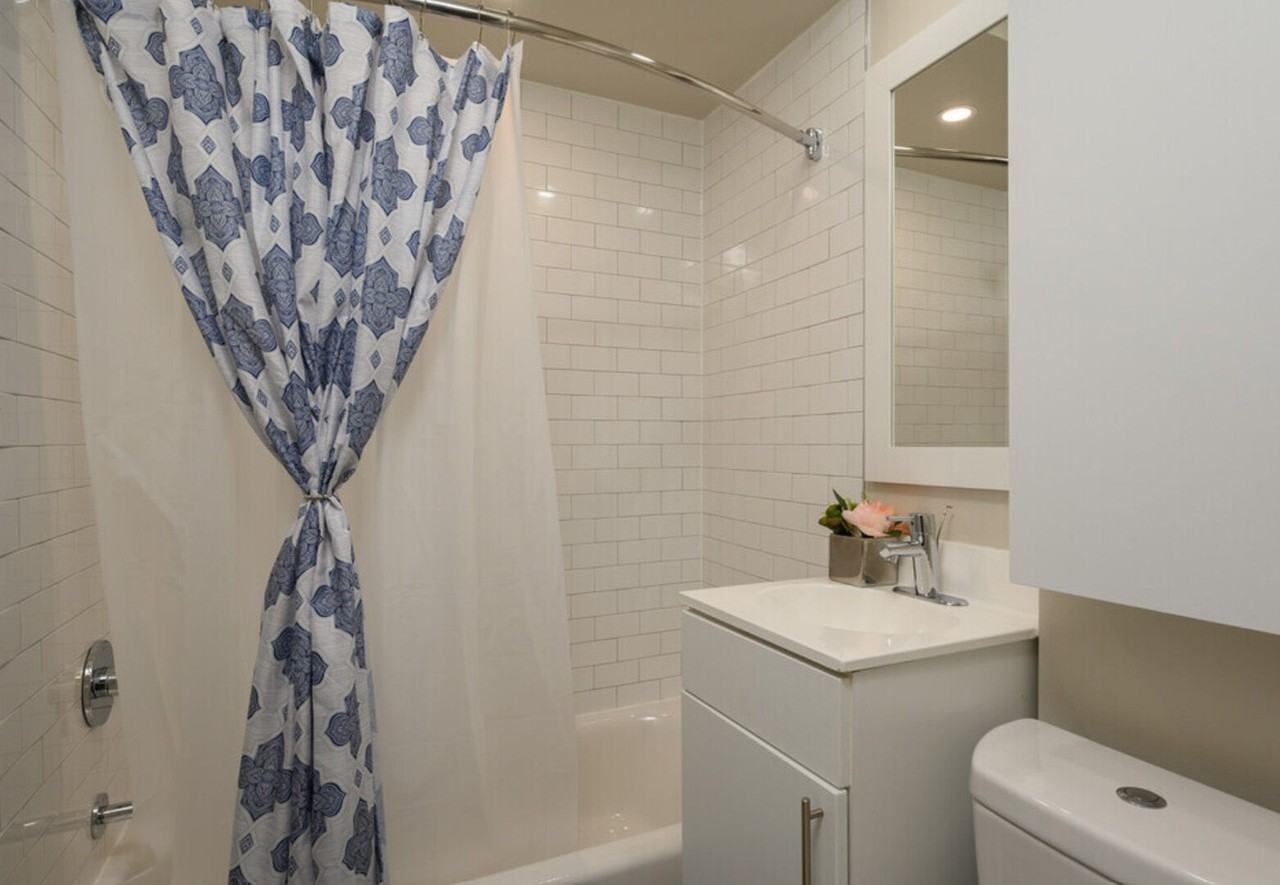 Stenton Plaza Apartments - Photo 6 of 8