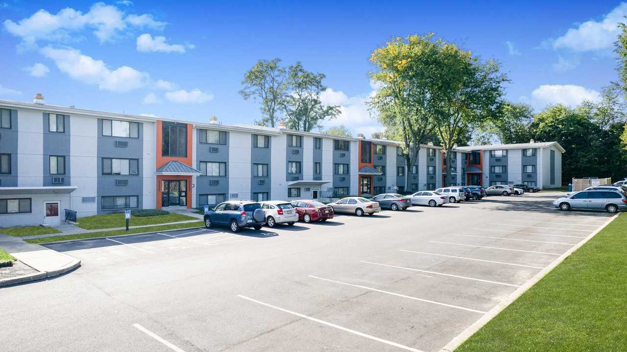 Stenton Plaza Apartments - Photo 7 of 8