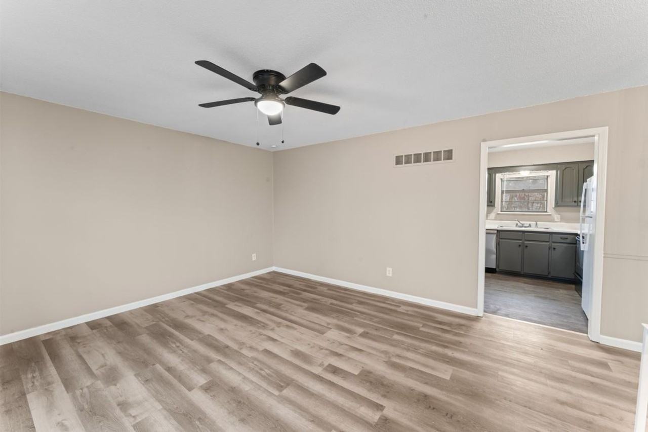 1100 Sw Kingscross Rd - Photo 7 of 40