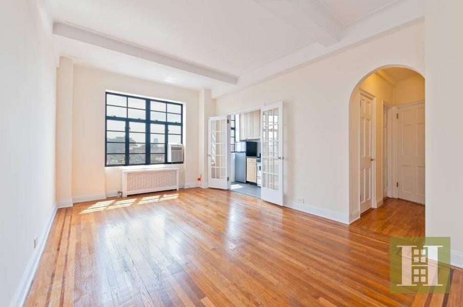 Waverly Pl & Grove St #3D