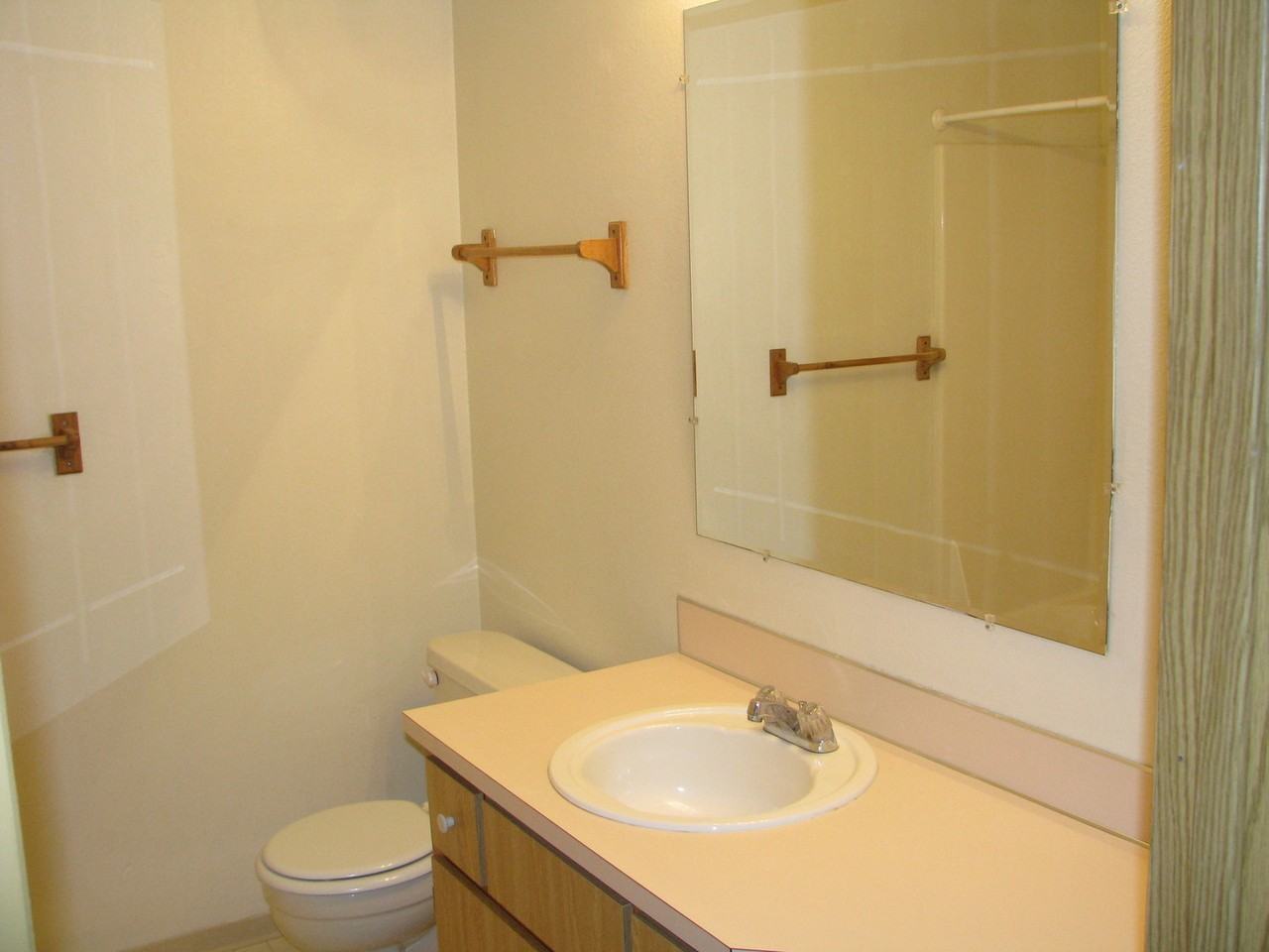 4263 Tiffany Pl Ne - Photo 6 of 10