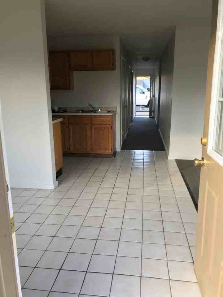 2710 E Douglas Ave - Photo 3 of 7