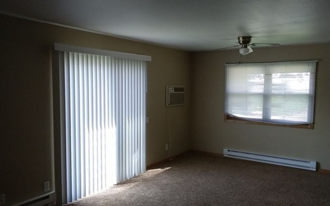 1109 W. Fulton St. - Photo 2 of 5