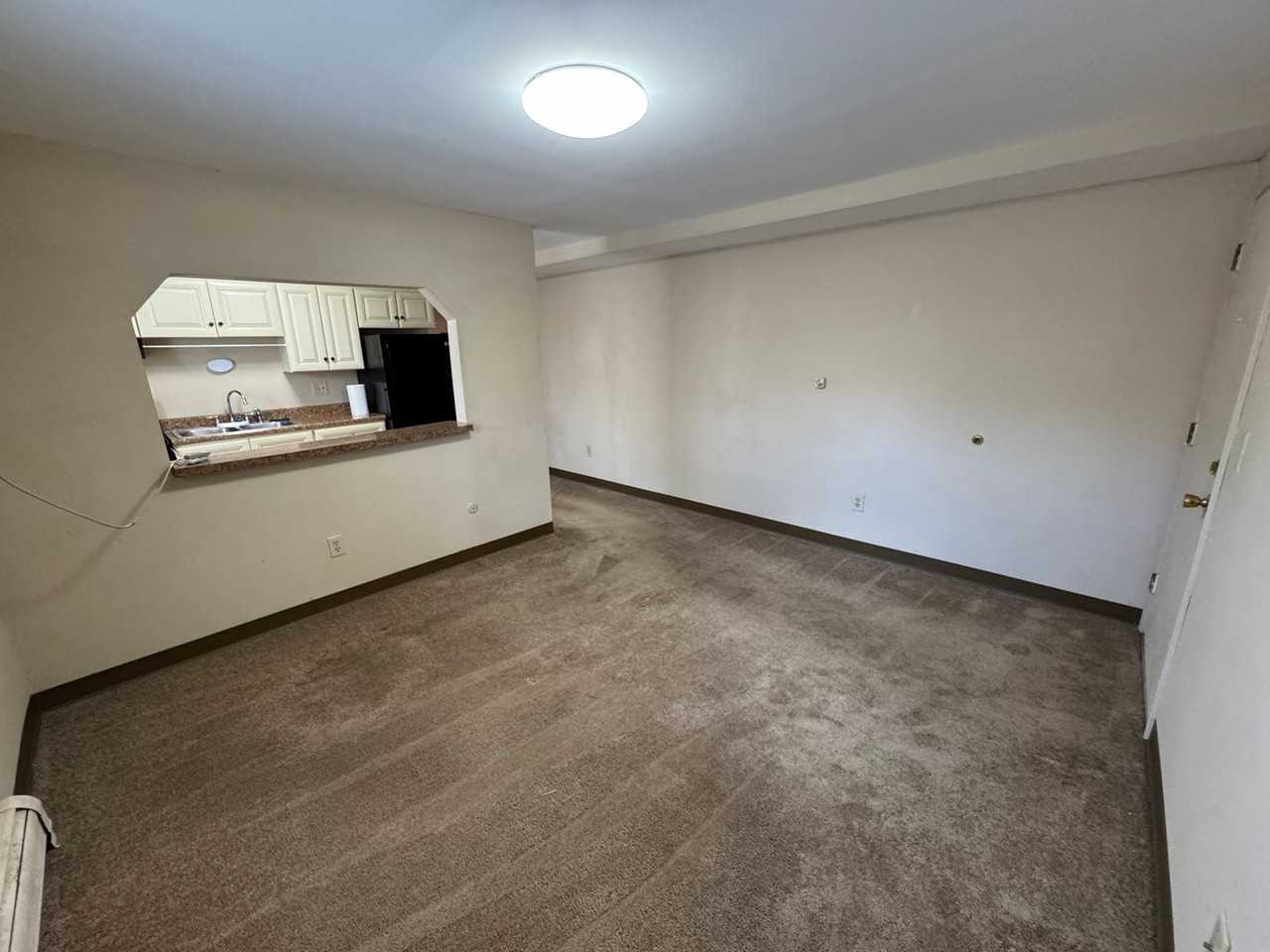 1 Green St - Photo 5 of 17